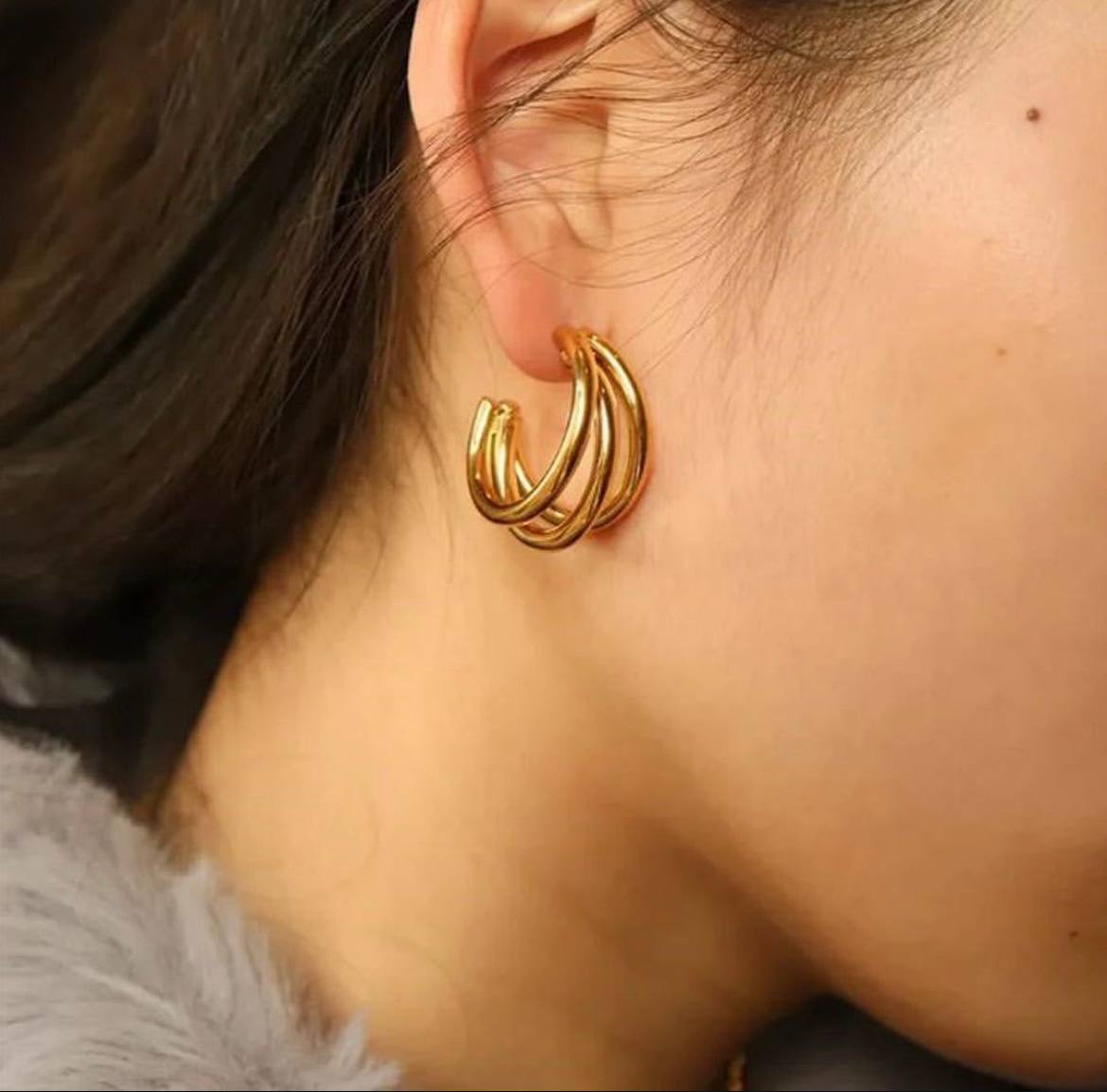 Boucles Élégance Enlacée