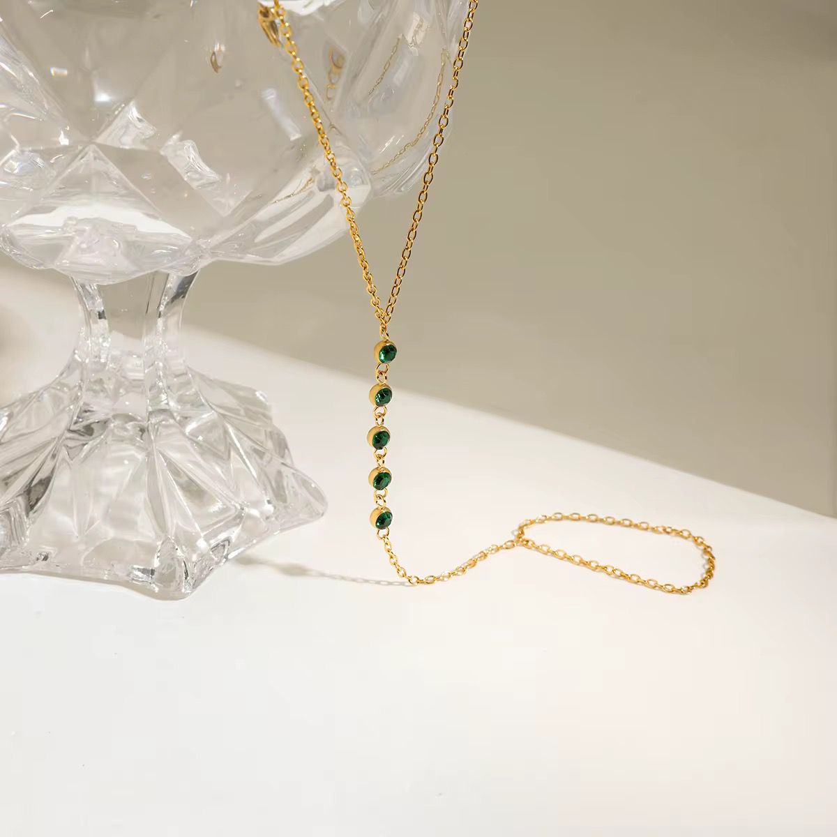 Chaîne de Main Émeraude